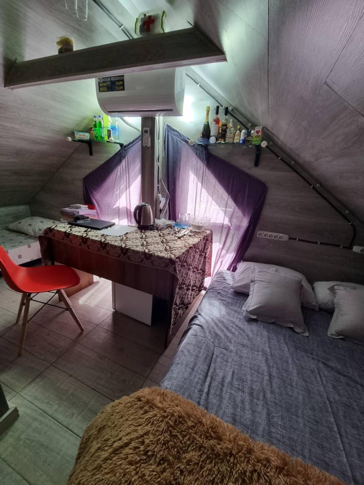 Triple Room