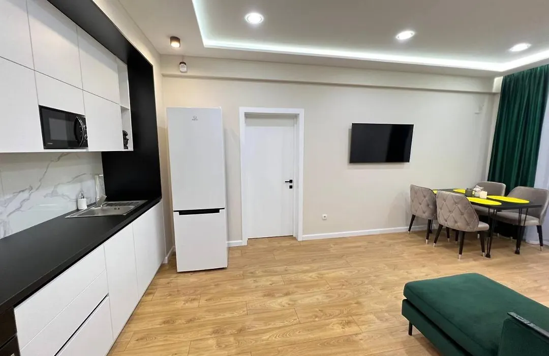 Cozy Apartment In A Very Developed Area!-1