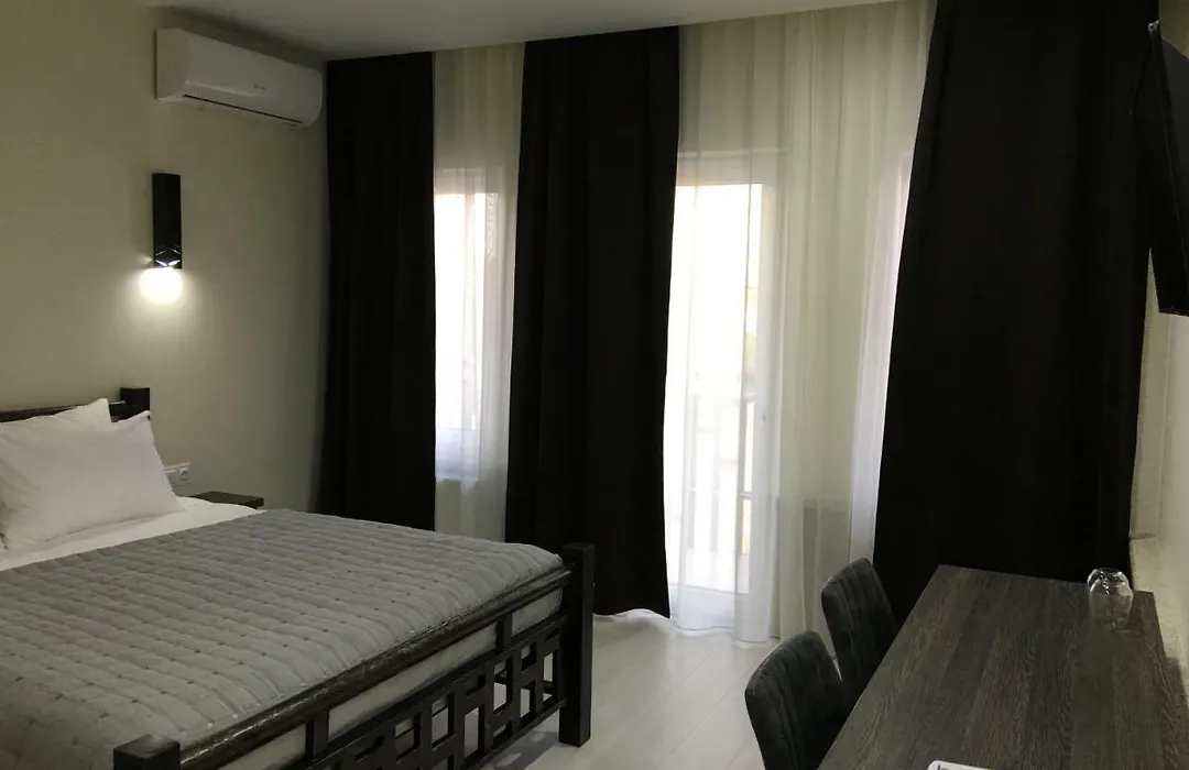 Moonlight Hotel-1