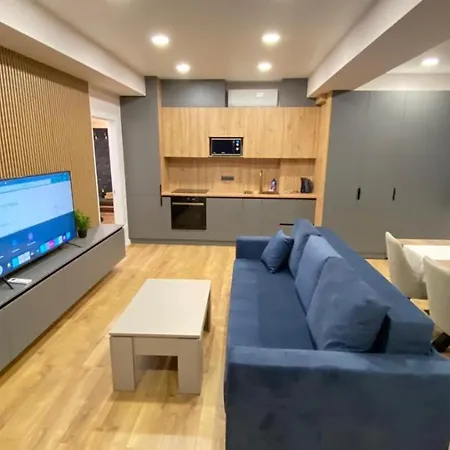 Business International Apartments Center In Chisinau-3