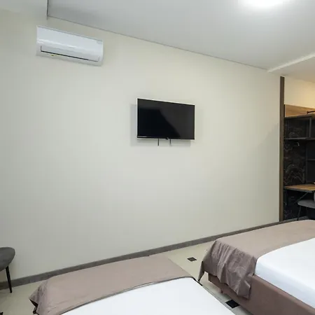 Iris Hotel-3