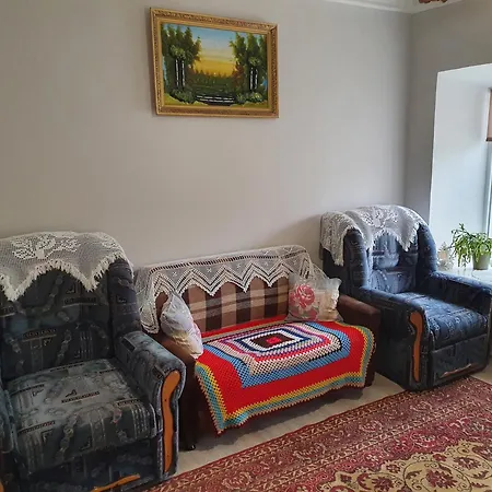 Authentic Apartment In The Centre-3
