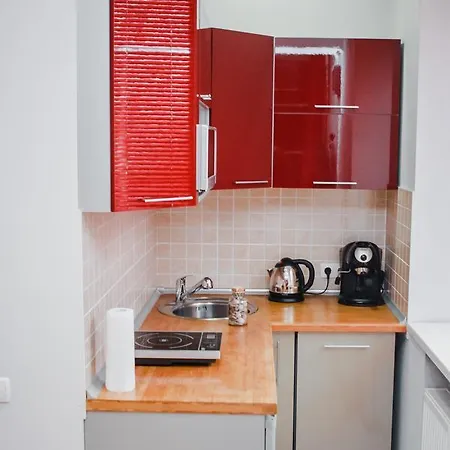 Lovely Studio Flat In The Center Of The City-2